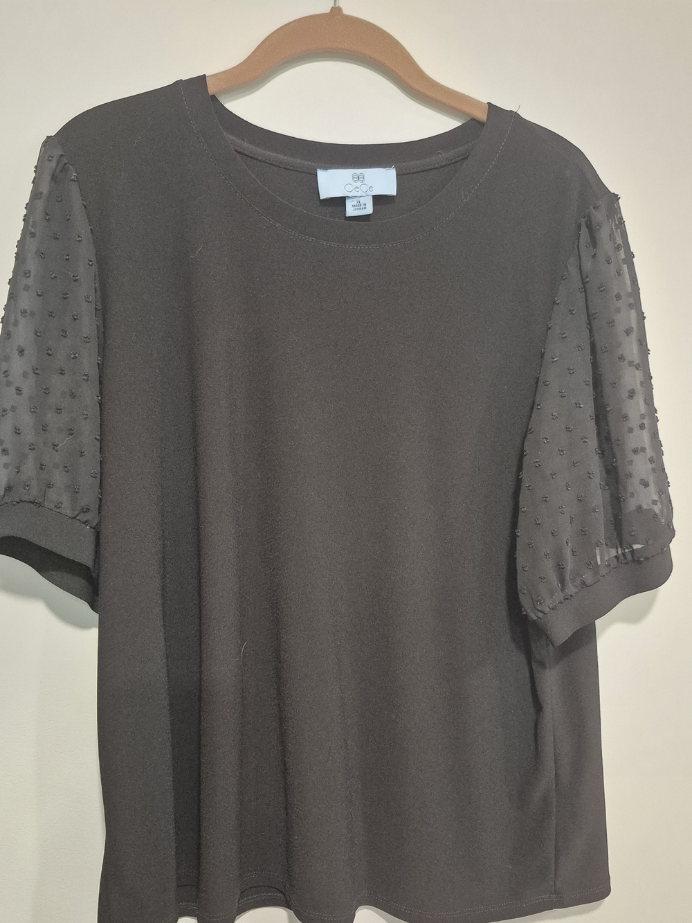 CeCe Black Short Sleeve Puff-Sleeve Knit Top
